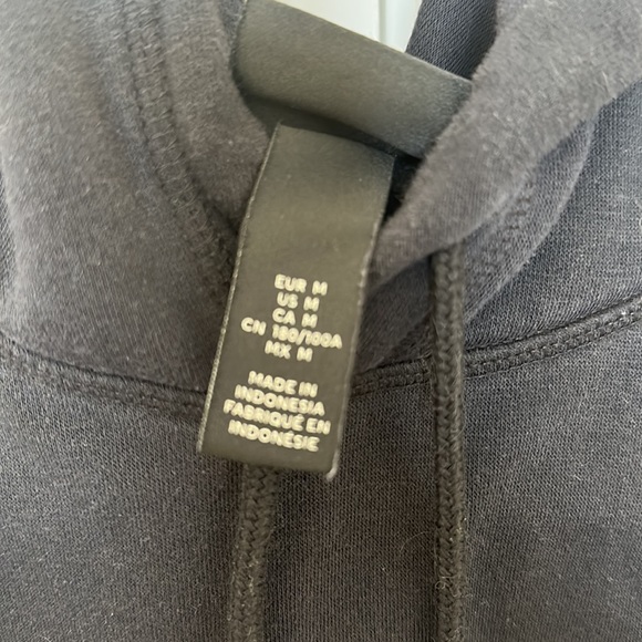 H&M hoodie - Picture 3 of 4